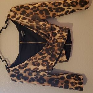 animal print top